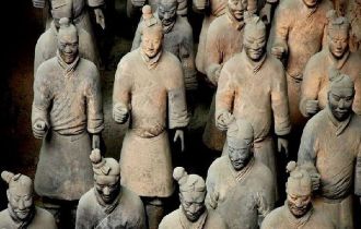 仿秦兵馬俑